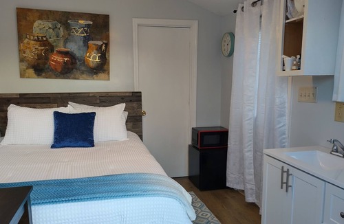 Ronda Cabin | NEW LISTING! Cleo's Village, Blue Ridge Mountain Tiny House Village by RedAwning