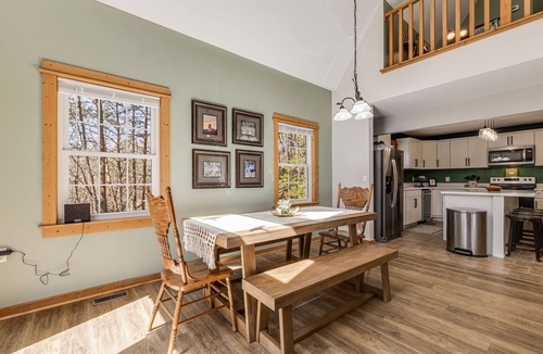 Cherokee House | NEW LISTING! FULL GAMEROOM-Bryson City-EASY DRIVE TO RIVER RAFTING,CASINO,SKIING