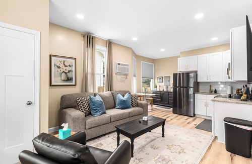Mount Clemens Apartment | New! Luxury 1BR Flat near Downtown Mount Clemens