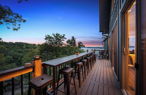 Sevierville Cabin | NEW Luxury Cabin, Lake and Mountain Views/Easy Access to Pigeon Forge!