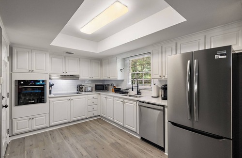 Tougaloo House | NEW - Moody BBQ Retreat w/Covered Patio