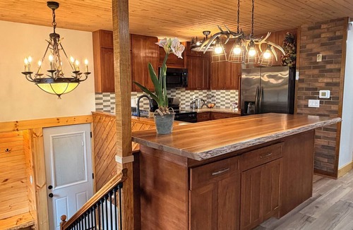 Iola House | NEW! New! New! The Island House at Lake Iola