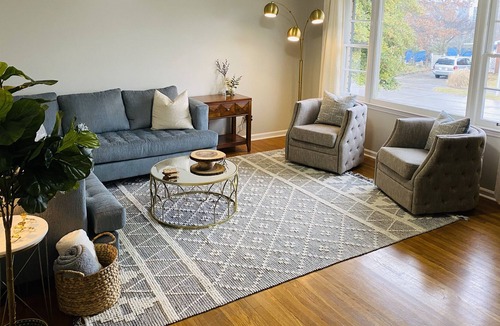 Lexington House | New Remodel with Private Backyard! 1 minute walk to dining and retail!