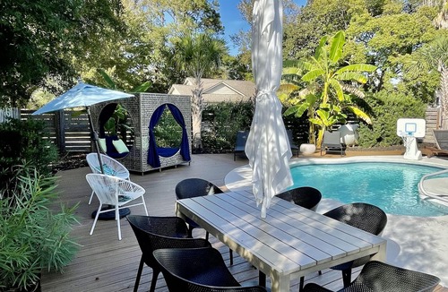 Mallard Lakes House | New! Remodeled House w/Private Pool 5 min to Beach!