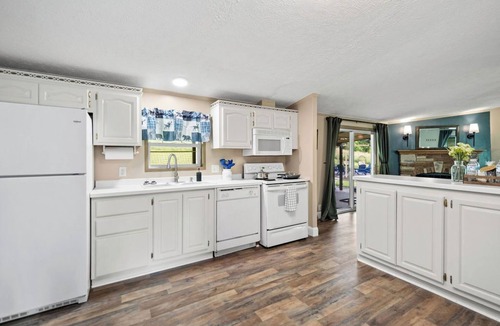 Edmond House | New River Gorge/Endless Wall Trail/HotTub/Outdoor Games/Stargaze/Epic Sunsets