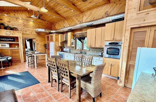 Goodman Cabin | NEW! Sandy Lakefront Cabin – Sleeps 10 with Kayaks & ATV Access