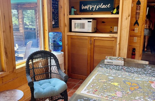 Goodman Cabin | NEW! Sandy Lakefront Cabin – Sleeps 10 with Kayaks & ATV Access