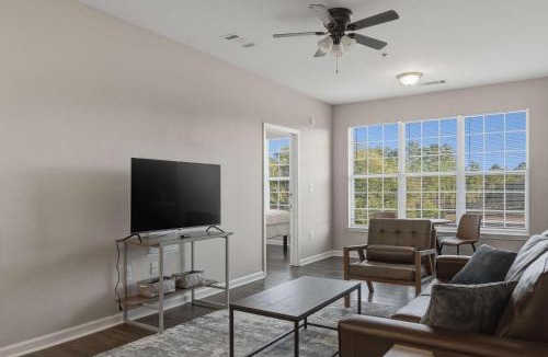 Pembroke Apartment | New Spacious Stay Close to UNC-P with Gym & Pool