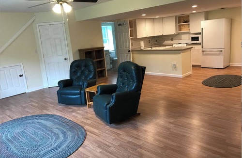 Berkeley Springs Apartment | New Studio, Quiet Wooded, Near Berkeley Springs