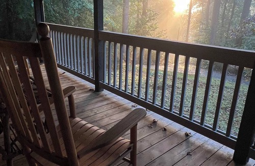 Saluda Cottage | NEW! The Cottage at Whispering Falls: LUXURY & PRIVACY, hot tub, King beds