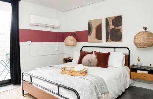 Virginia Highland Apartment | *NEW* The Scarlet - Downtown | Balcony | Skyline
