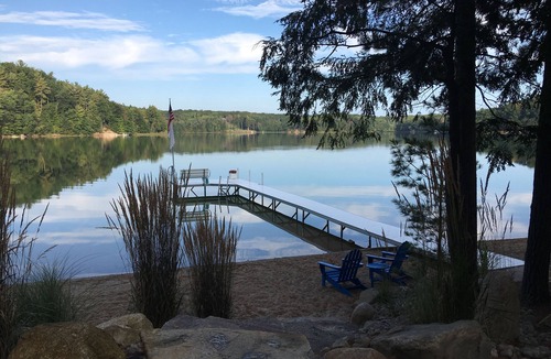 Mayfield House | Newly Built Luxury Lakefront Lodge With Sandy Beach,Kayak/SUPs, Dock