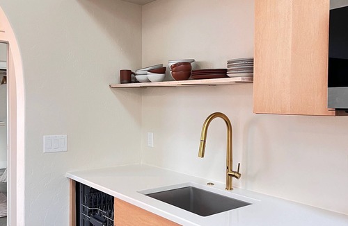 Grove Park- Sunset Cottage | Newly Green Built Home in Norwood Park