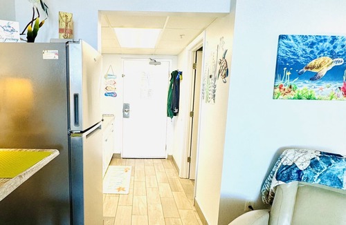 Myrtle Beach Condo | 💎NEWLY REMODELED! ISLAND TIME Honeymoon Suite Direct Oceanfront King Luxury