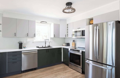 Colington Harbour House | Newly Renovated! Bayfront Bliss! Water Front Home