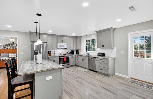 Nashville House | "Newly Renovated 3-Bed Duplex in Nashville w/King Bed, Large Yard & Easy Access"
