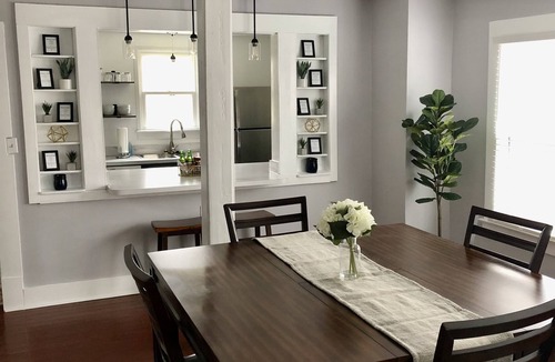 Lexington House | Newly renovated Historic House within walking distance to UK.