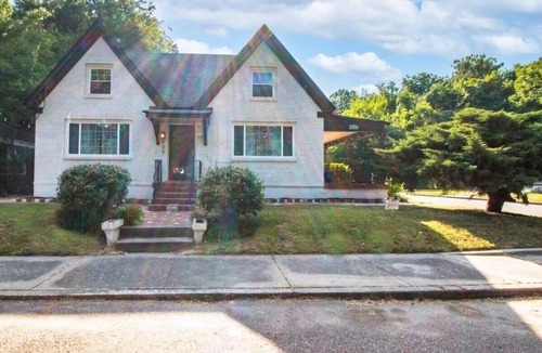 Memphis House | Newly Renovated - Memphis Star