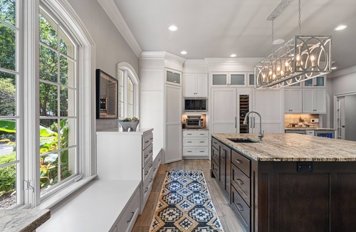 Green Bay House | NFL Draft Luxury home Green Bay w/hot tub-sleeps 10