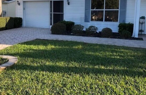 Lady Lake House | NICE RANCH HOME WITH OFFICE ELECTRIC CART CLOSE TO SPANISH SPRINGS BOOK NOW