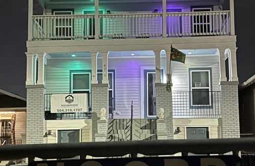 New Orleans House | No Cleaning Fees. Front row Endymion Hang Out. City Park Luxury.