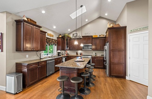 Jacksboro House | Norris Lake House with Boat Dock, Pool, and Hot Tub
