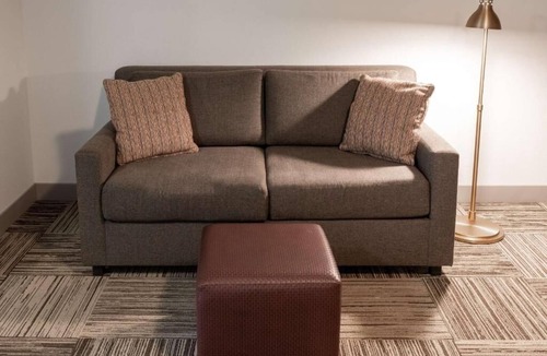 North Little Rock Hotel | North Little Rock Gem! Pet-Friendly. Near Dickey-Stephens Park & McCain Mall.