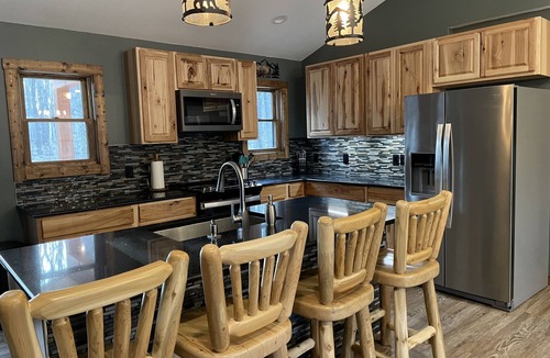 Elmira Cabin | Northern MI Log Cabin Inn–Hot Tub, Trails, Golf, Trails, Nature, Snowmobile, Ski