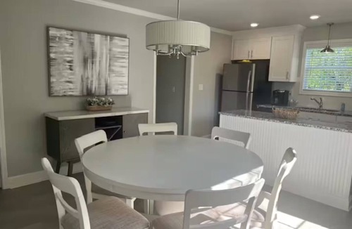 Northport House | Northport Retreat is convenient, quiet, and roomy