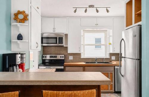 Indianapolis House | Northside Cottage - Perfect Indy Location-Family Friendly