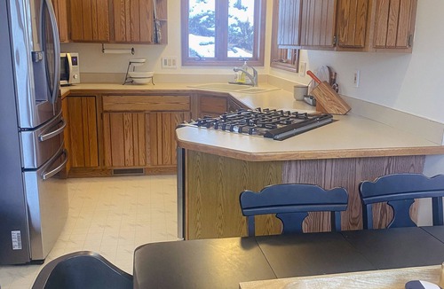 Harbor Springs House | Nubs Nob and Highlands chalet in Hidden Hamlet on 2 acres! Family Friendly