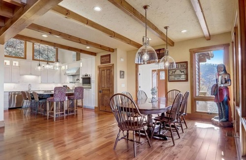 Canton House | Nugget's Lodge - Ultimate Dog-Centric WNC Mtn Escape, Hot Tub & Panoramic Views