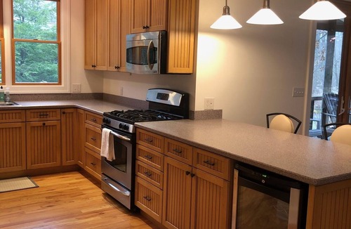 Union Pier House | Oak Dunes - Walk to the beach from this Cozy home