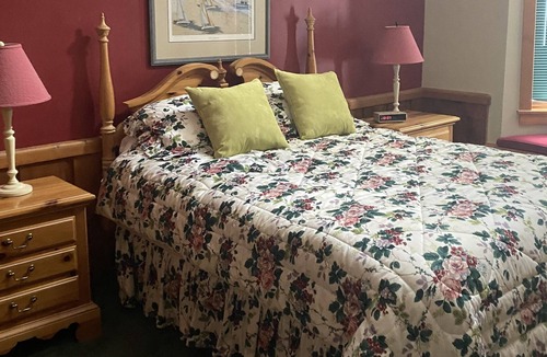 Mackinac Island Condo | Oakwood Condo 7- 2 bedroom condo with Lake Huron views!