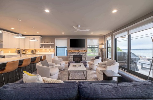 Lake Township House | Obsidian Shores Waterfront House on Crystal Lake with Private Beach Access