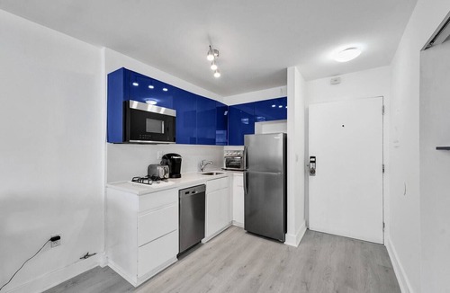 Flamingo/Lummus Apartment | Ocean Dr 1BR Miami Beach Getaway