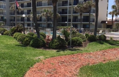 Ormond-by-the-Sea Condo | Ocean front condo with direct ocean view in quiet Ormond by the Sea