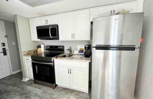 Myrtle Beach Condo | Ocean View Galore. Pets are welcome Oceanfront