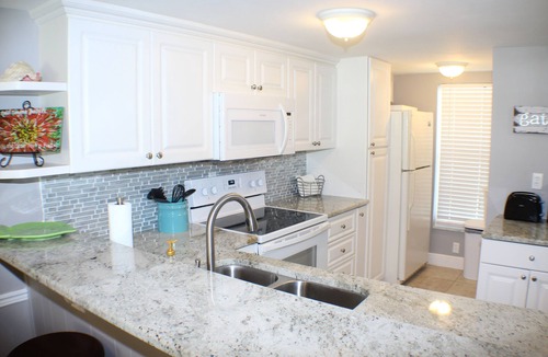 Point East Condo | Ocean View Ground Floor 2/2