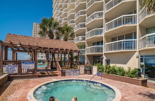 Garden City Condo | OCEANFRONT 1st floor 3BR Unit with Free Local Attraction Tickets! WE112
