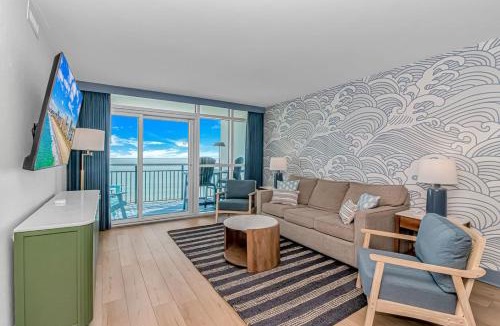 Downtown Myrtle Beach House | Oceanfront 2BR Retreat 17th Floor Balconies