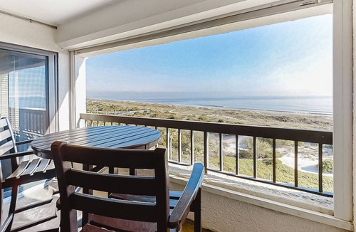 Amelia City Condo | Oceanfront Condo with Balcony, WiFi, Washer/Dryer & Shared Pool/Tennis