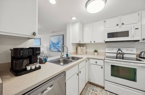 Amelia City Condo | Oceanfront Condo - 2 pools - Private Patio - Short walk to The Ritz Carlton