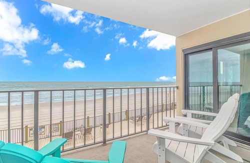Garden City Condo | Oceanfront Condo Steps to Beach