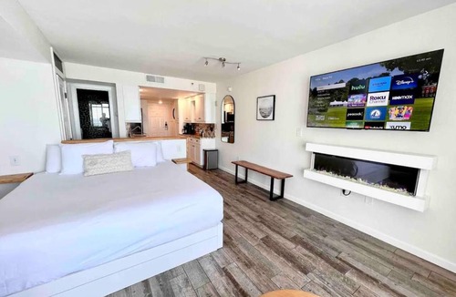 Arcadian Shores Apartment | Oceanfront- Heated Pools- Hot Tubs 1203NT