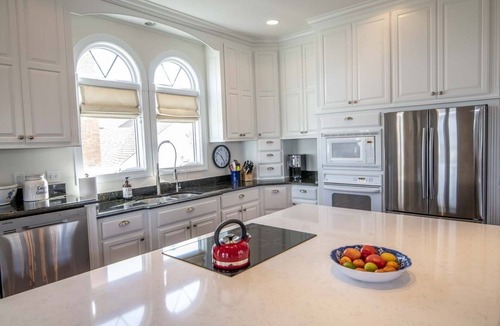 Pawleys Island House | OCEANFRONT! North End with shared creek dock! Family friendly, 5Br -5.5 b