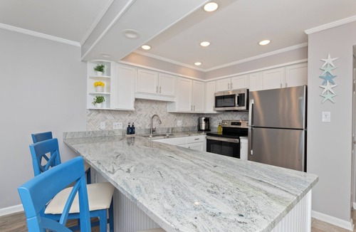 Ash Condo | OCEANFRONT Updated 3 Bedroom, 3 Bathroom Condo w/pool