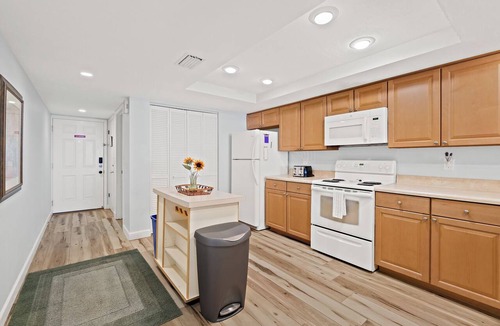 Indian Harbour Beach Condo | Oceanfront 2BR 2BA Condo Indian Harbour Beach Stunning Views, 506