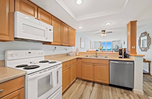Indian Harbour Beach Condo | Oceanfront 2BR 2BA Condo Indian Harbour Beach Stunning Views, 506