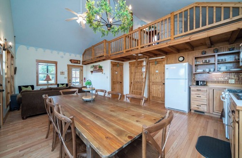 Ore City Cottage | OCJ Resort- All 3 Cottages on Lake O' the Pines!